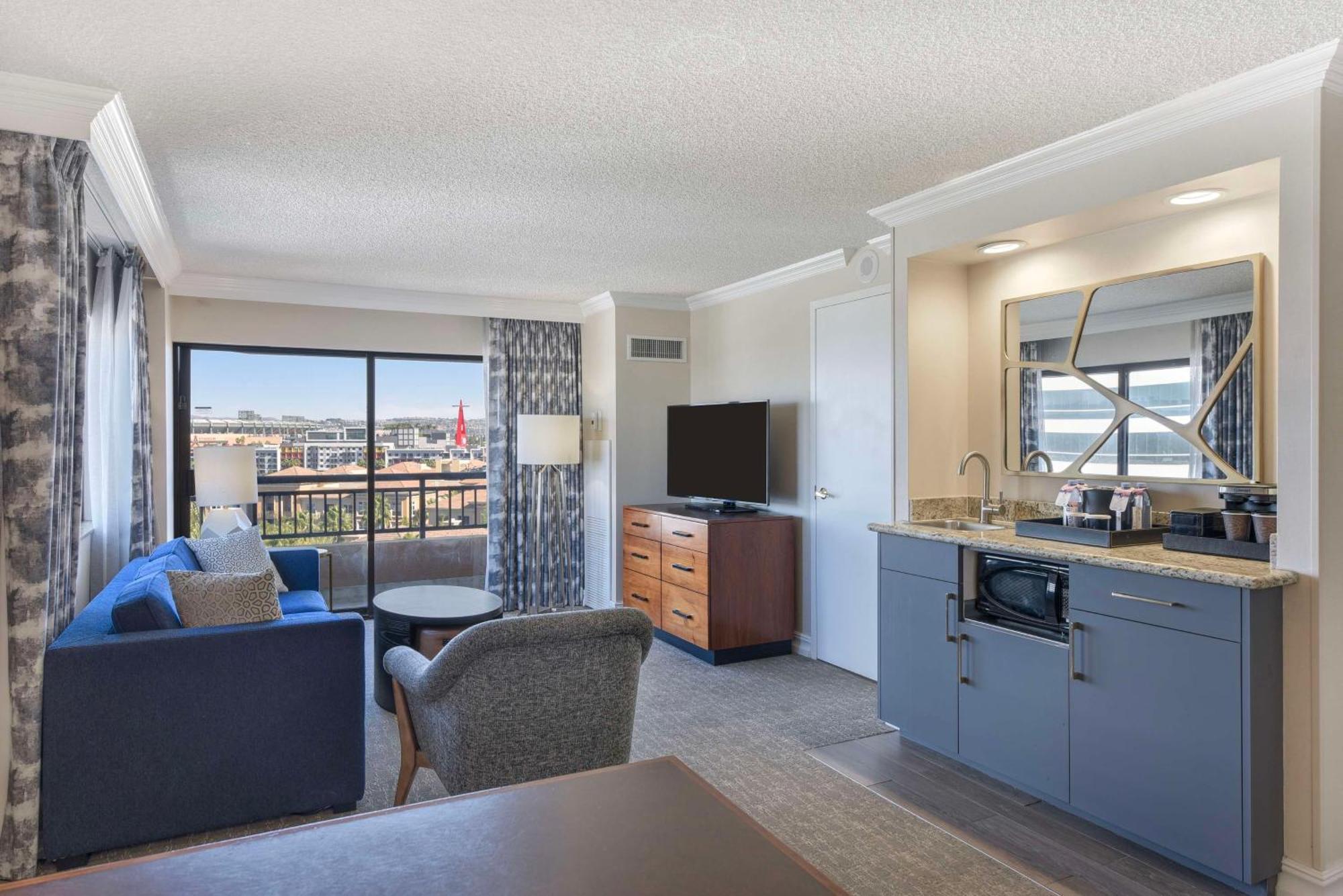 Embassy Suites By Hilton Anaheim-Orange Kültér fotó